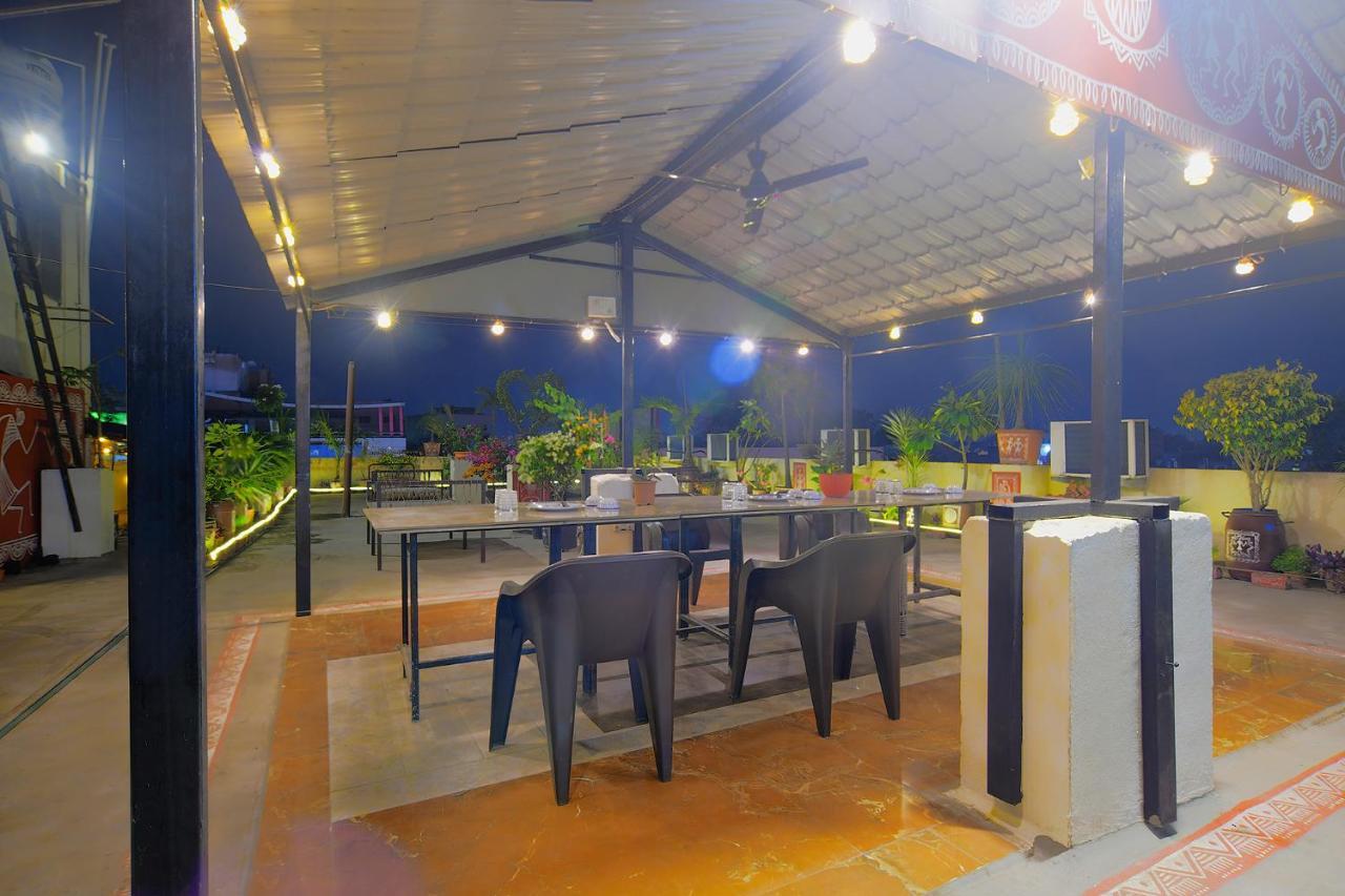 Fabhotel Imperial Regency Indore Exterior photo
